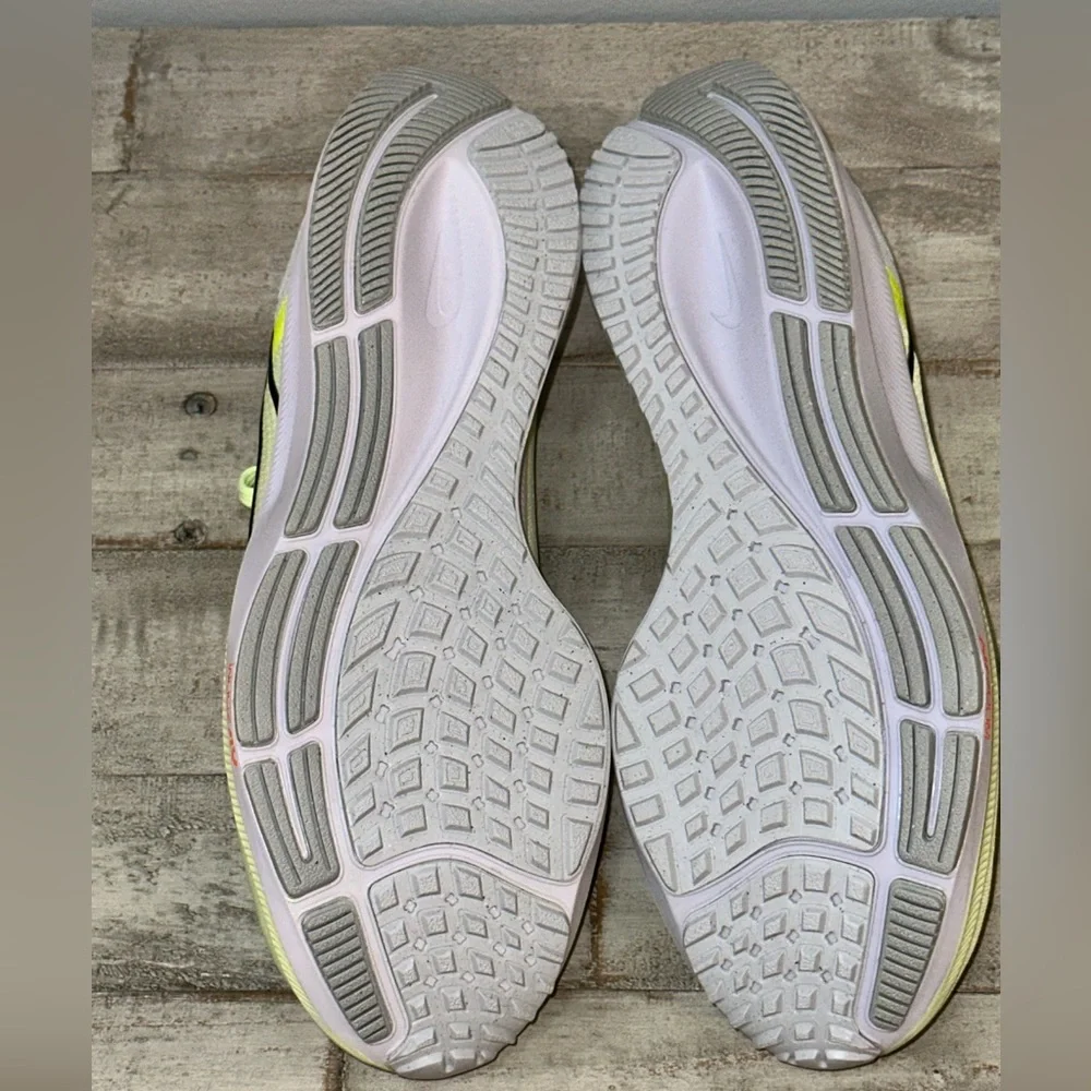 NEW Nike Air Zoom Pegasus NN - Mens US 10 | Women’s US 11.5